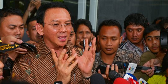 Ahok diprotes KPU DKI sebut ada oknum yang bakal jegal pencalonannya