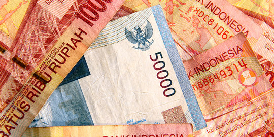 Rupiah ditutup menguat 105 poin ke posisi Rp 13.157 per USD