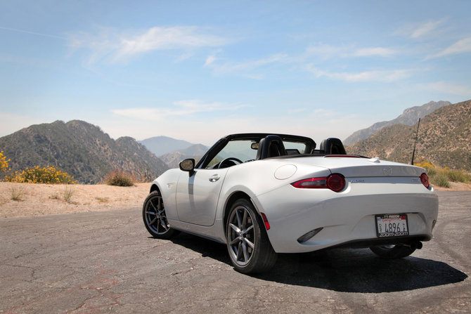 mazda mx 5 miata