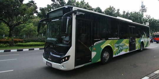 Ini bus mewah pengganti metromini