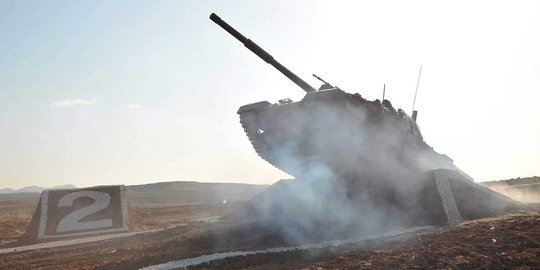 Usai luncurkan roket, Kim Jong-un unjuk kebolehan tank tempur