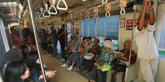 Cerita dari dalam gerbong kereta