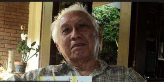 Pakar Bahasa Indonesia, JS Badudu meninggal dunia di RSHS Bandung