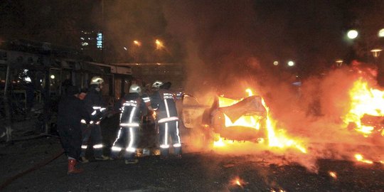 Suasana tragis saat bom mobil guncang Turki