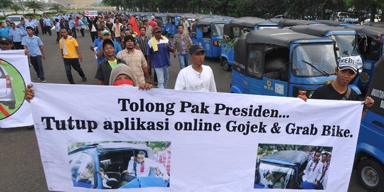 Luapan marah sopir taksi ke Presiden Jokowi izinkan angkutan online