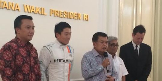 Wapres JK minta Rio Haryanto balapan terus jangan terjun ke politik