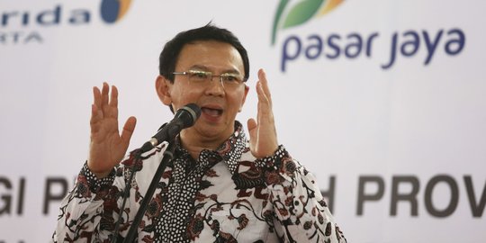 Ahok: Benar enggak sih camat punya Lamborghini dan Fortuner?