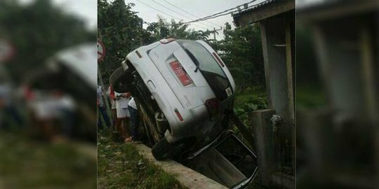 Pejabat BPBD Karawang tewas dalam kecelakaan tunggal