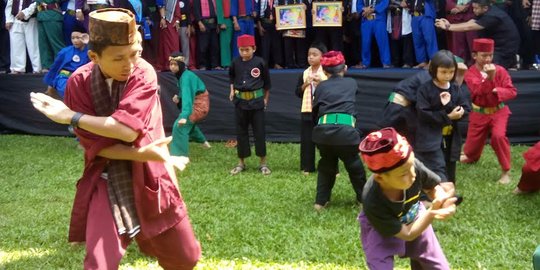 Enam bulan berlatih silat Cingkrik Rawa Belong