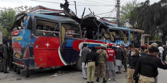 Bus rombongan pemerintah Pakistan dibom, 10 orang tewas