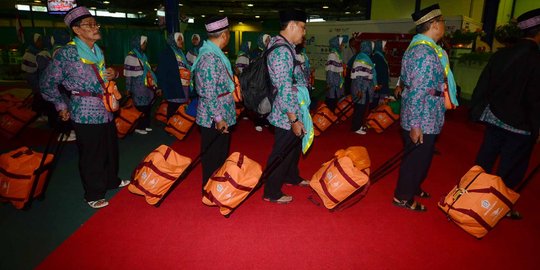 Berangkat diundur, jemaah umrah di Yogya pulang pakai biaya sendiri