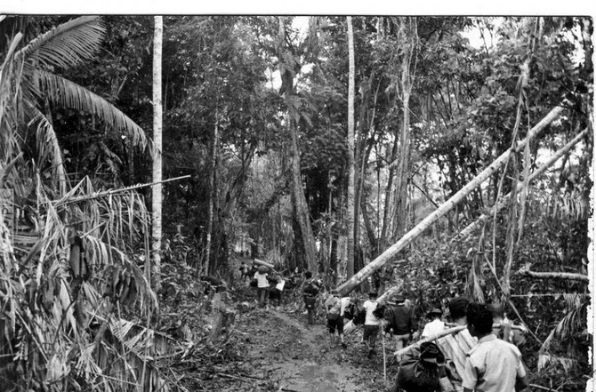 tapol di pulau buru mengikuti kerja paksa