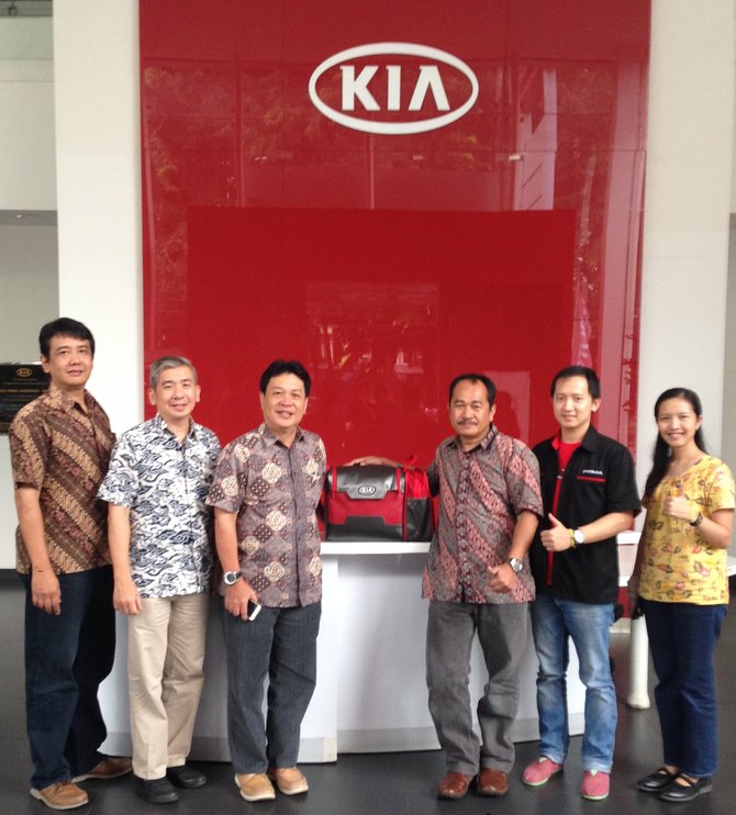 kia global ambassador 2015