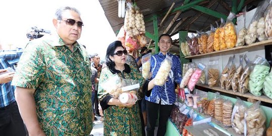 SBY dan Ani Yudhoyono jadi saksi akad nikah putri Gubernur Jatim