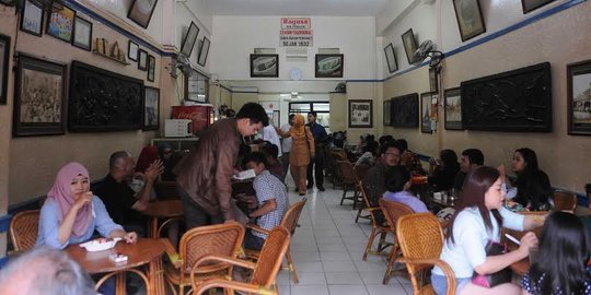 Menemukan cinta di kedai es krim Ragusa