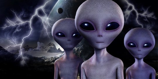 Empat cerita paling aneh orang bertemu alien