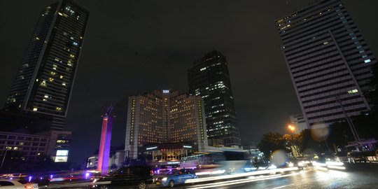 Earth Hour, gedung-gedung di sekitar HI gelap gulita