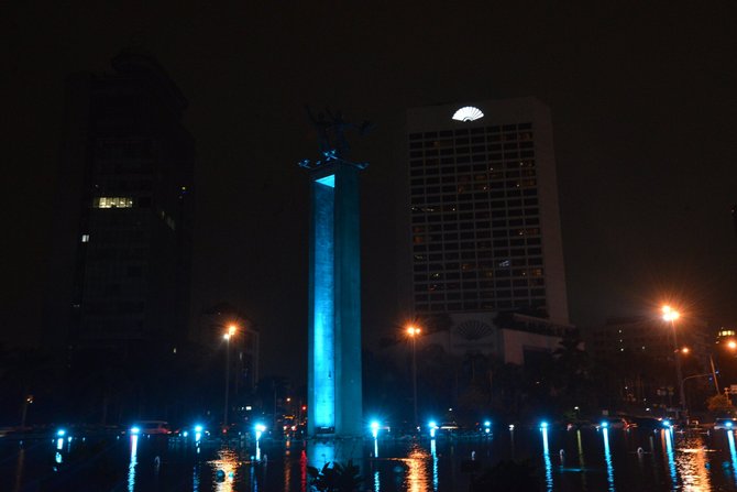 earth hour di bundaran hi