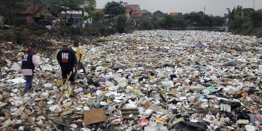 Tumpukan sampah Sungai Cikapundung mencapai 500 ton