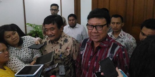 Makan siang bersama Ahok, mendagri bahas pilkada hingga prostitusi
