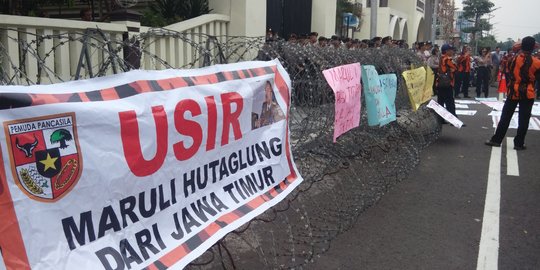 Pemuda Pancasila demo lagi di Surabaya, kali ini bawa keranda