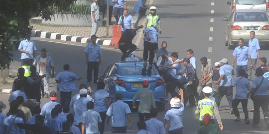 Organda minta Uber dan GrabCar diblokir sampai taat aturan