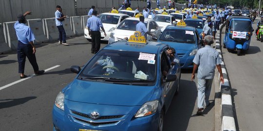 [Polling] Taksi Reguler VS Taksi Online