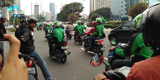 Puluhan GO-JEK berkumpul mau ke Senayan, ngaku mau demo