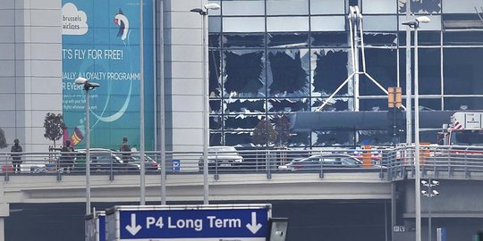 Begini hancurnya bandara dan stasiun di Belgia usai dibom