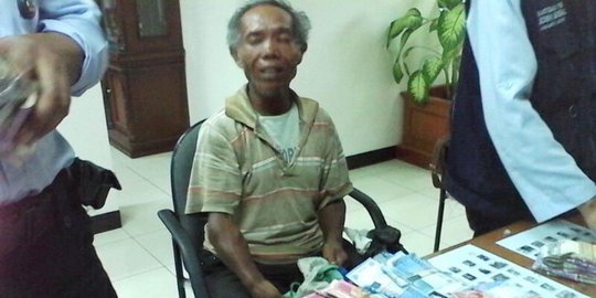 kedapatan bawa uang rp 25 juta rev5