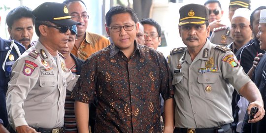 Anas Urbaningrum serahkan kasus Hambalang pada KPK