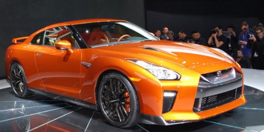 Hot! Nissan beberkan tampang asli GT-R 2017!