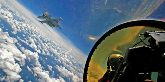 Jawaban kocak TNI AU kenapa pesawat tempur diberi nama F-16