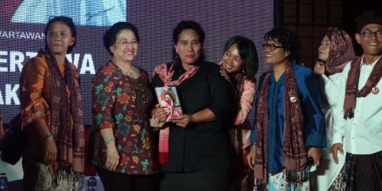 Cerita Sekjen PDIP di balik peluncuran buku Megawati
