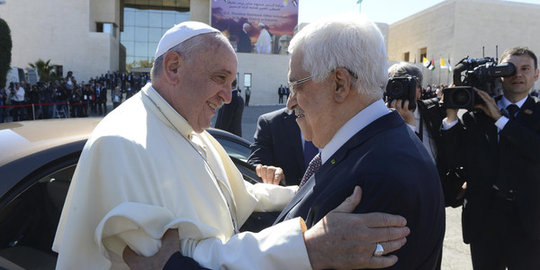 palestina paus fransiskus bertemu mahmud abbas rev4