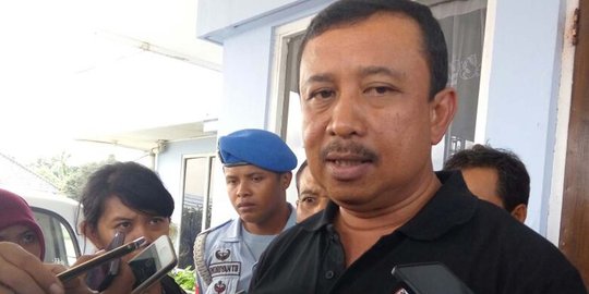 Sebelum jatuh di laut, Wica sempat lepaskan parasut