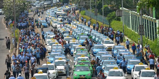 Pemerintah lamban atur taksi online, unjuk rasa sopir bisa membesar
