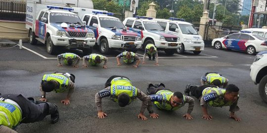 Hukuman-hukuman untuk polisi bandel dan tak disiplin