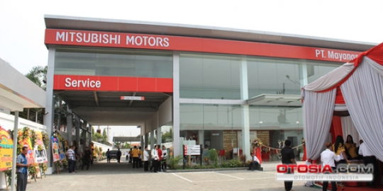 Total 90 Dealer masuk rencana Mitsubishi 2016