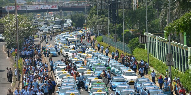 Antisipasi macet,semua gardu tol Cikarang Utama bisa 