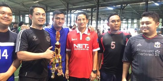 Gandeng Erick Thohir, Sandiaga mau bikin stadion mewah buat Persija