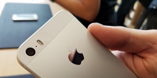 plus minus dari apple iphone se