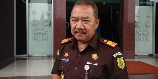 La Nyalla diduga ada di luar negeri, Kejati Jatim gandeng Interpol