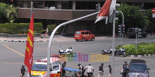 di balik teror bom di thamrin rev2