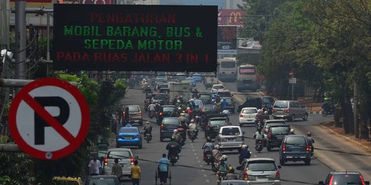 Ahok minta Dishub DKI uji coba penghapusan 3 in 1 pekan depan