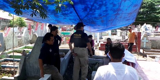 Dicurigai dibunuh ayah, makam bayi di Medan dibongkar