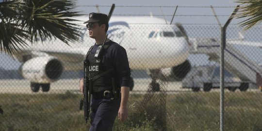Pembajak EgyptAir bertindak nekat demi temui mantan istri di Siprus