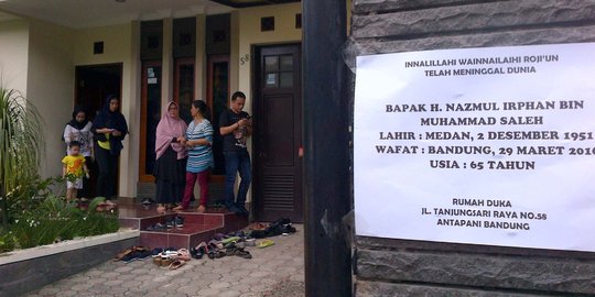 Seolah firasat, Ariel NOAH dua kali ketinggalan pesawat ke Malang