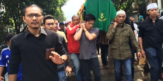 Sang ayah meninggal, Ariel tetap konser di Malang malam ini