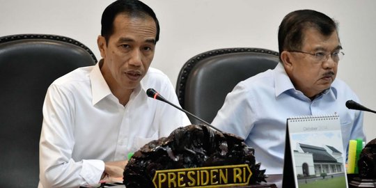 Ikuti harga BBM, Jokowi minta Jonan turunkan tarif angkutan umum